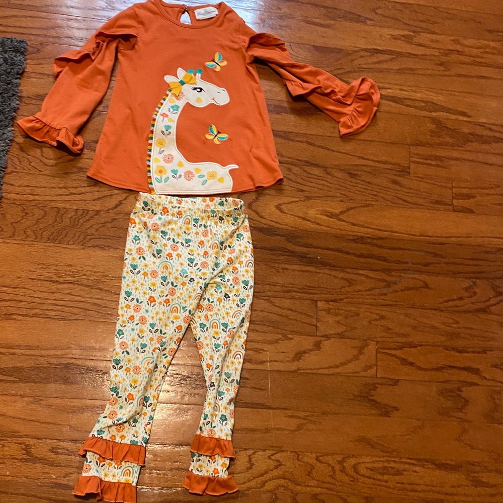 Girls outfit